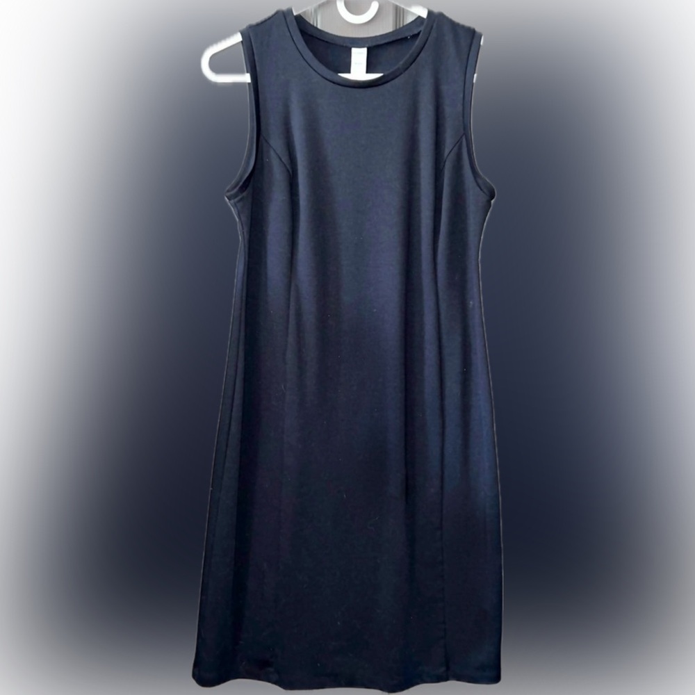 Old Navy Perfect Little Black Dress, Size M, Crew Neck, Sleeveless, Knee-Length